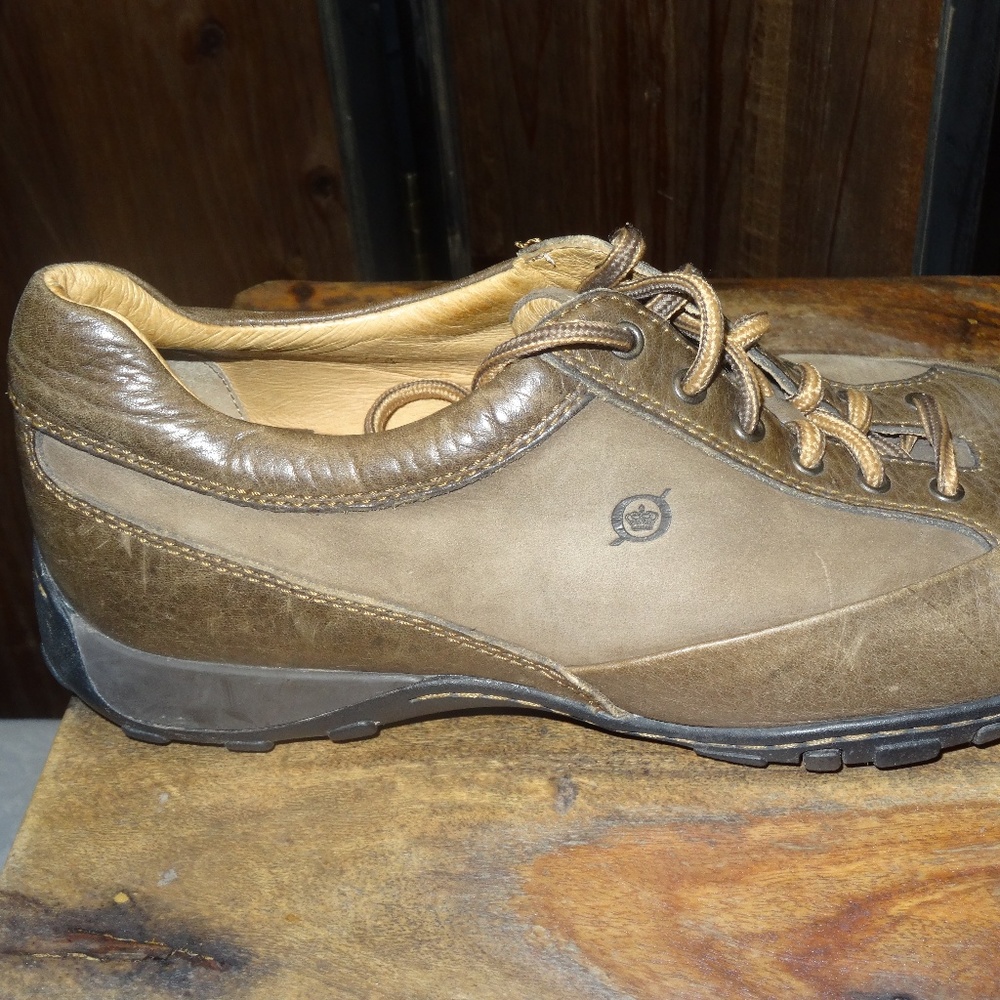 Men's Sz 11.5 Born Distressed Leather Sneakers